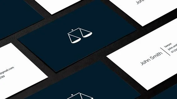 Làm thế nào đê có name card sang trọng trong ngành luật?