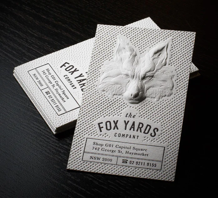 vì sao name card dập nổi được nhiều khách hàng ưa chuộng?