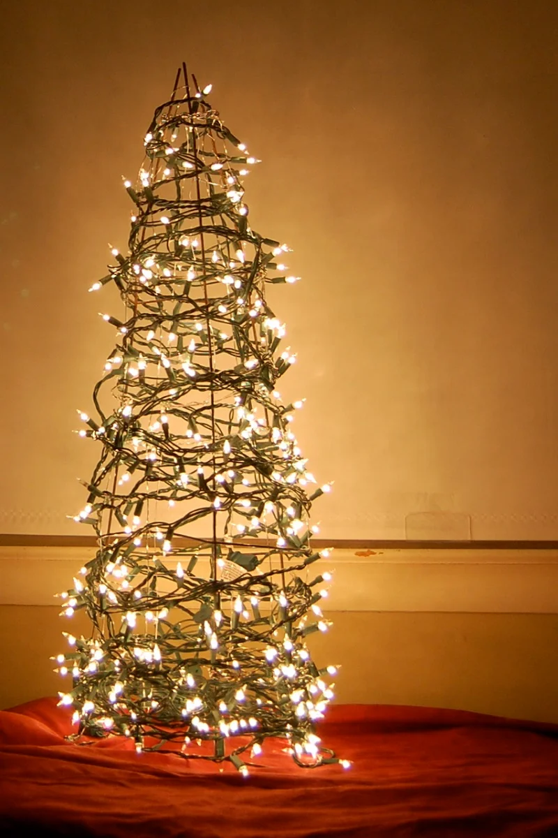9. Trang trí Noel văn phòng bằng người tuyết