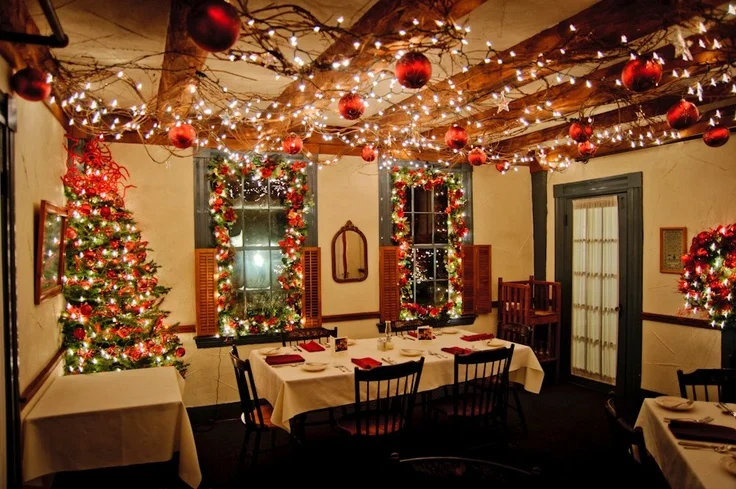 Những gam màu nào nào trang trí trong quán cafe "hút" khách nhất vào dịp Noel Những gam màu nào nào trang trí trong quán cafe "hút" khách nhất vào dịp Noel