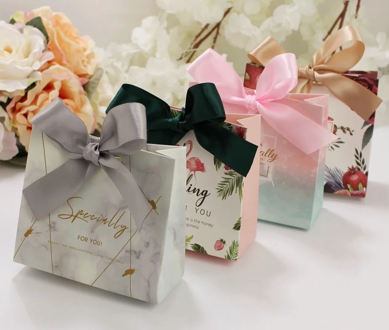 10+ mẫu túi giấy đựng quà tặng được ưa chuộng nhất hiện nay