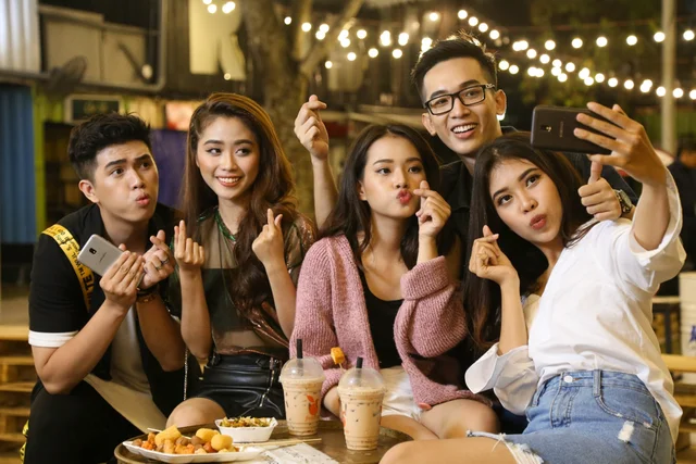 5 gợi ý quà tặng cho đồng nghiệp nữ bất ngờ ngày 8/3