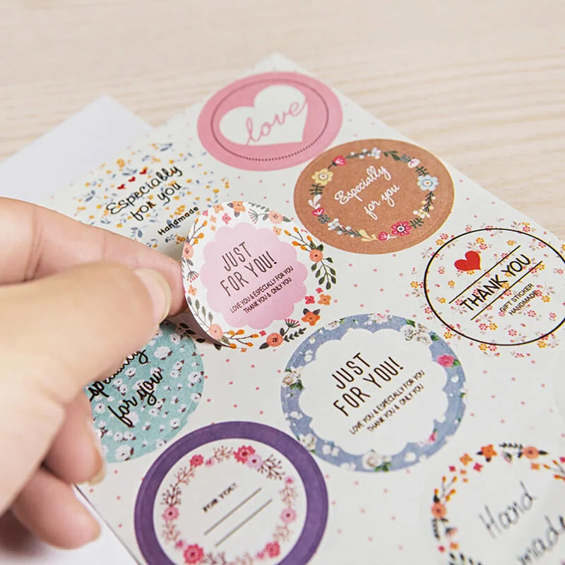 So sánh decal giấy và decal nhựa - Ưu nhược điểm của từng loại decal