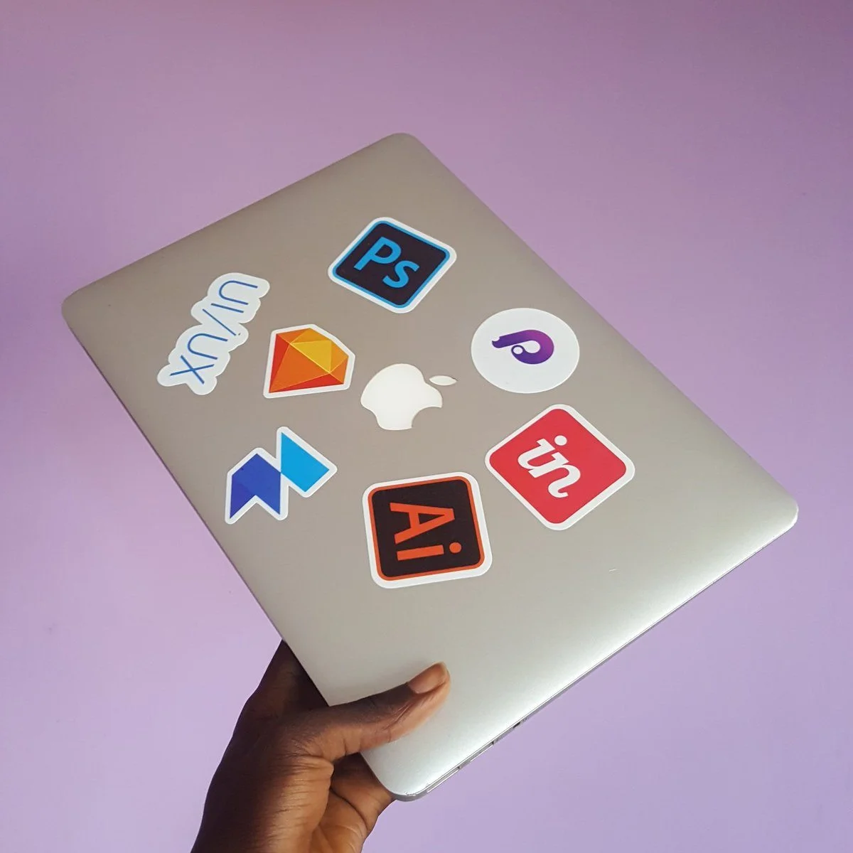 In logo decal là gì? Tìm hiểu chi tiết về in logo decal