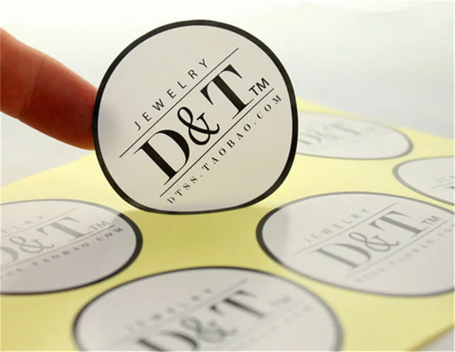 Decal giấy là gì? Địa chỉ in Decal giấy giá rẻ, uy tín trên toàn quốc