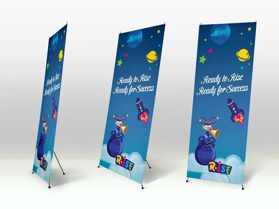 Phân biệt các loại standee và kích thước chuẩn của từng loại