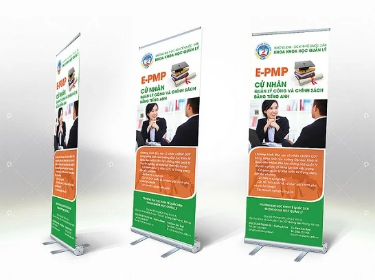 Tham khảo 20+ mẫu standee tuyển sinh thu hút, ấn tượng