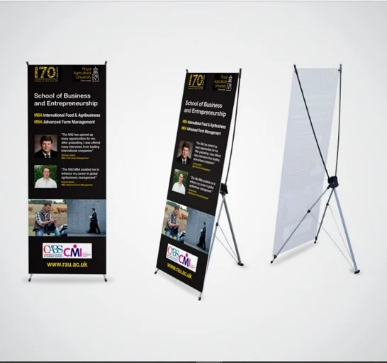 Tham khảo 20+ mẫu standee tuyển sinh thu hút, ấn tượng
