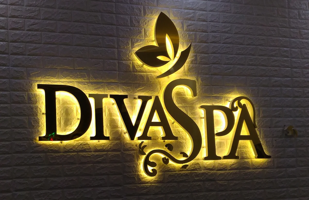 Tham khảo 10+ mẫu biển quảng cáo spa đẹp, ấn tượng
