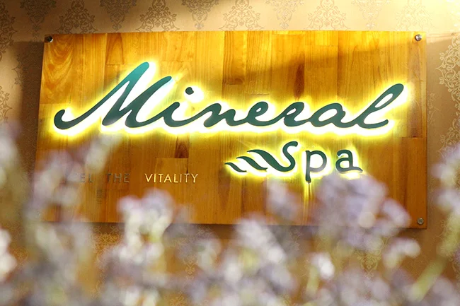 Tham khảo 10+ mẫu biển quảng cáo spa đẹp, ấn tượng