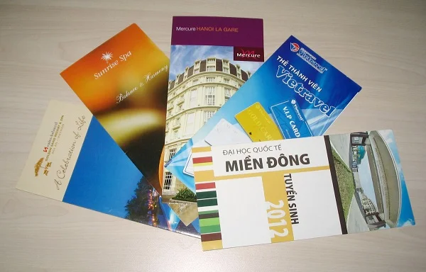 Những điểm giống và khác nhau của tờ rơi đơn và tờ rơi gấp