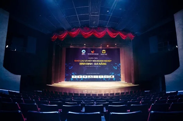 Top 20+ mẫu backdrop hội nghị trang trọng, lịch sự