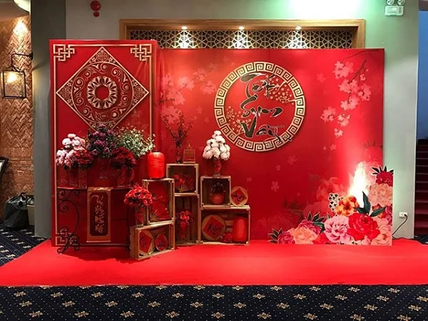 Điểm danh top 20+ mẫu backdrop tất niên cực thu hút