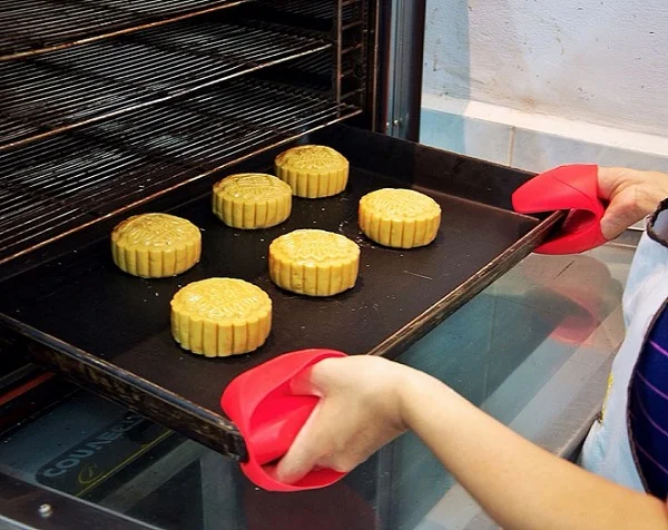 Hướng dẫn cách làm bánh trung thu tại nhà đơn giản