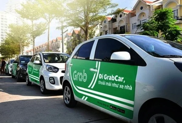 Dịch vụ in decal dán xe ô tô chuyên nghiệp, chất lượng
