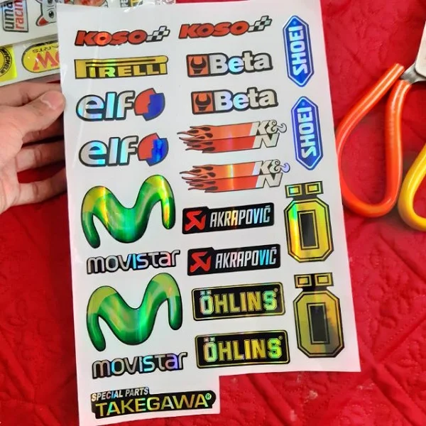 Địa chỉ in tem decal dán xe máy theo yêu cầu, giá cả cạnh tranh