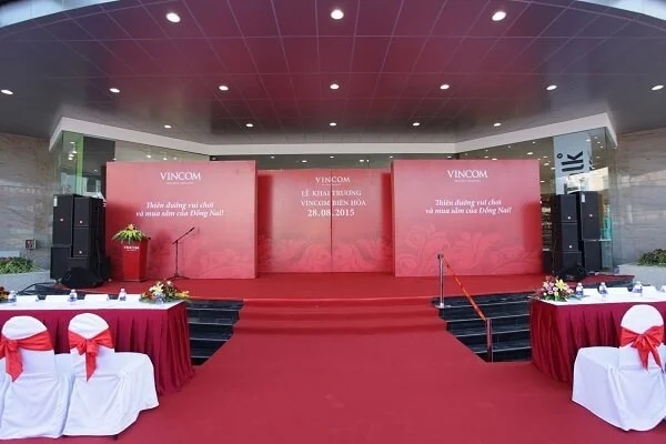 Top 20+ backdrop khai trương mang lại tài lộc, may mắn