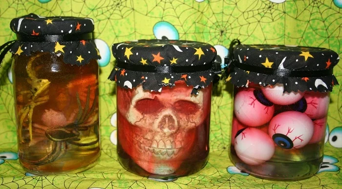 Những ý tưởng trang trí Halloween dành cho lớp học độc đáo nhất. 