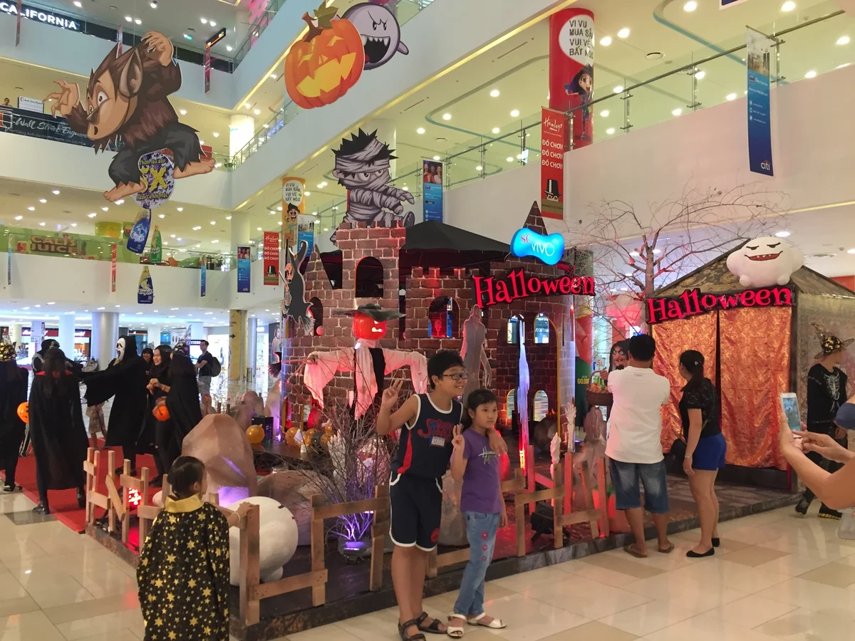 Có thể đi chơi Halloween ở đâu tại Hà Nội?