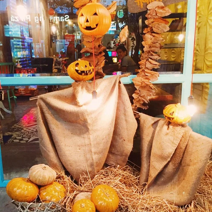 Gợi ý cách trang trí Halloween cho quán Cafe chất nhất quả đất