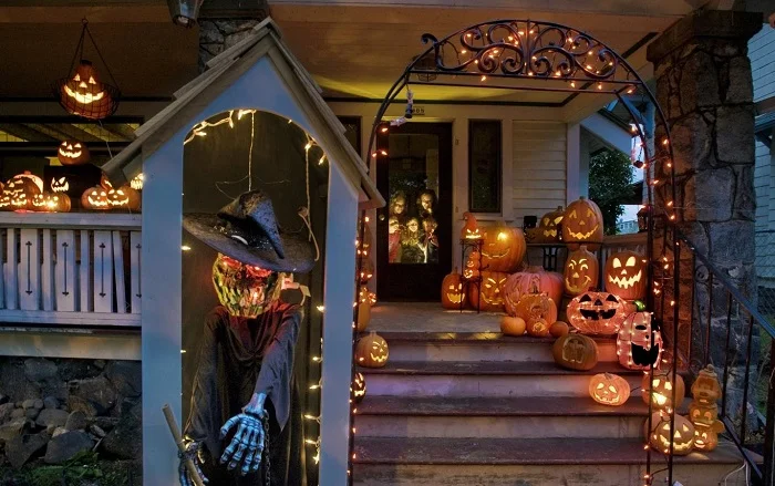 Thu lời khủng với ý tưởng trang trí Halloween cho nhà hàng cực độc