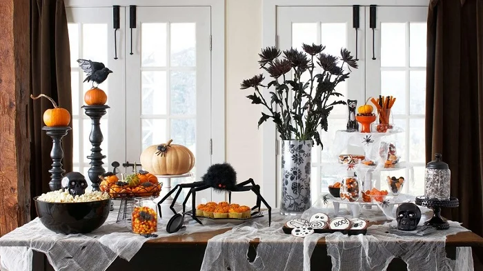 Thu lời khủng với ý tưởng trang trí Halloween cho nhà hàng cực độc