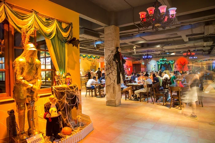 Thu lời khủng với ý tưởng trang trí Halloween cho nhà hàng cực độc