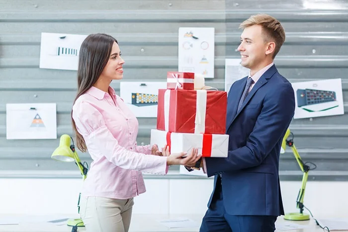 Bí kíp chọn quà Tết cho sếp nữ tinh tế, sang trọng và đầy ý nghĩa
