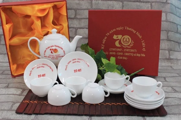 Cập nhật ngay 20+ món quà tặng tết ý nghĩa nhất hiện nay