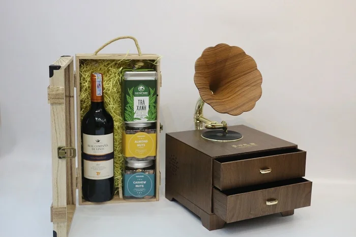 Hộp quà Tết cao cấp - sang trọng, thời thượng và đầy ấn tượng trong từng sản phẩm