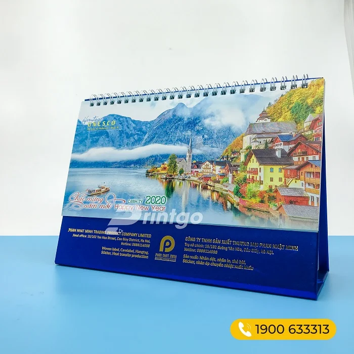 Printgo x Phan Nhật Minh: Mẫu lịch để bàn chữ A và lì xì độc đáo cho doanh nghiệp may mặc