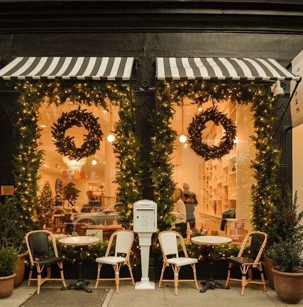 Bật mí cách trang trí Noel cửa hàng độc đáo, hút khách mùa Giáng sinh