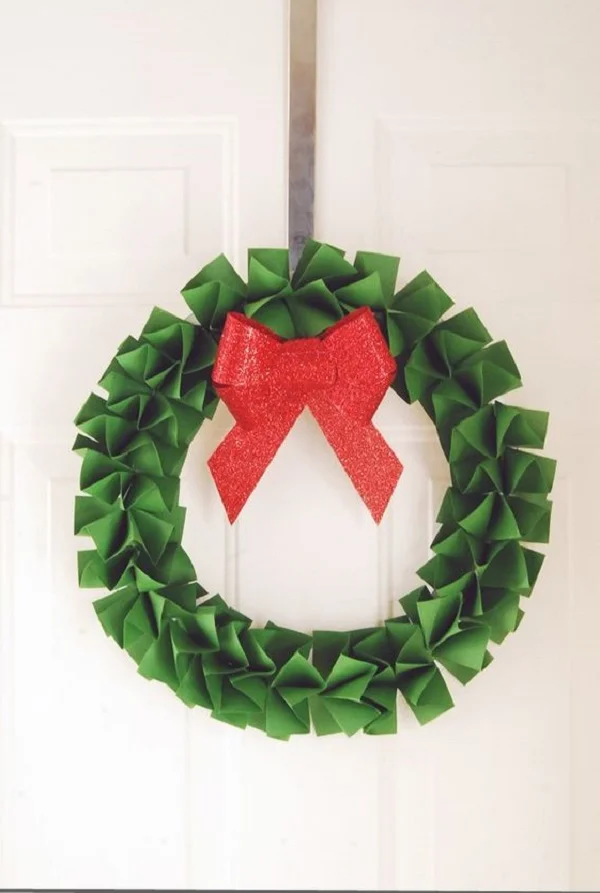 Thỏa sức sáng tạo với những ý tưởng trang trí Noel lớp học độc đáo, thú vị