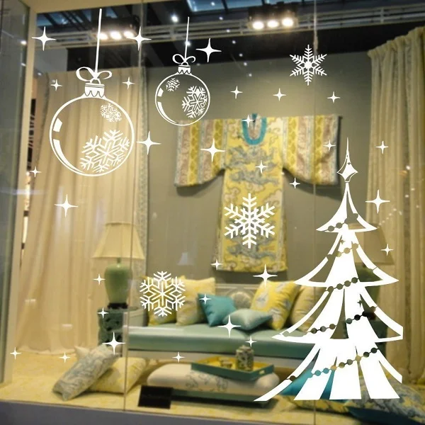 Tham khảo những cách trang trí Noel trên cửa kính độc đáo và đẹp mắt