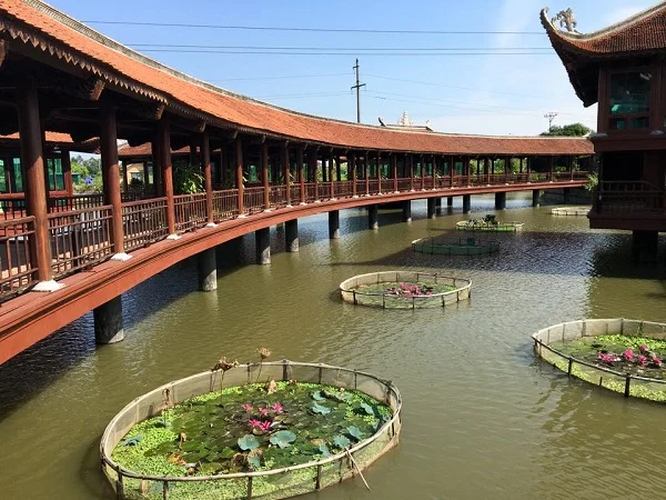 Tổng hợp các địa chỉ nhà hàng tổ chức tiệc tất niên Hà Nội và TP. Hồ Chí Minh