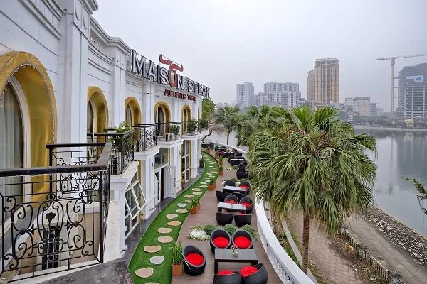 Tổng hợp các địa chỉ nhà hàng tổ chức tiệc tất niên Hà Nội và TP. Hồ Chí Minh