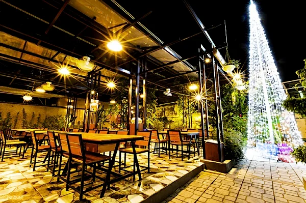 Tổng hợp các địa chỉ nhà hàng tổ chức tiệc tất niên Hà Nội và TP. Hồ Chí Minh