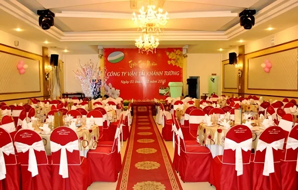 Những lưu ý không thể bỏ qua khi tổ chức tiệc tất niên cuối năm