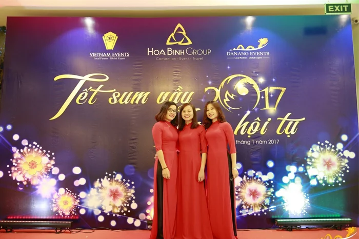 Tổng hợp 99+ mẫu backdrop tất niên cuối năm hot nhất năm nay