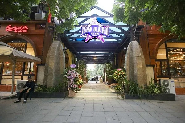 Tổng hợp các địa chỉ nhà hàng tổ chức tiệc tất niên Hà Nội và TP. Hồ Chí Minh