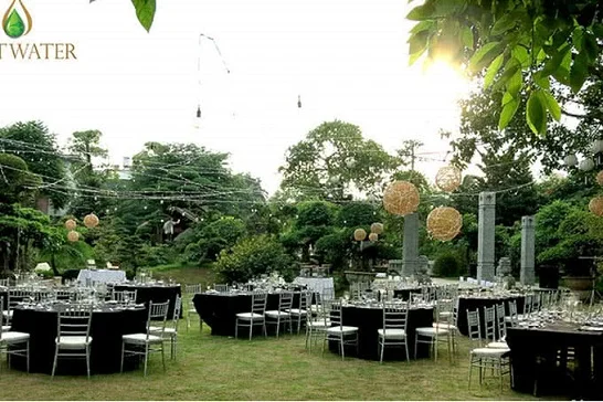 Gợi ý địa điểm tổ chức Year End Party sang trọng và hiện đại