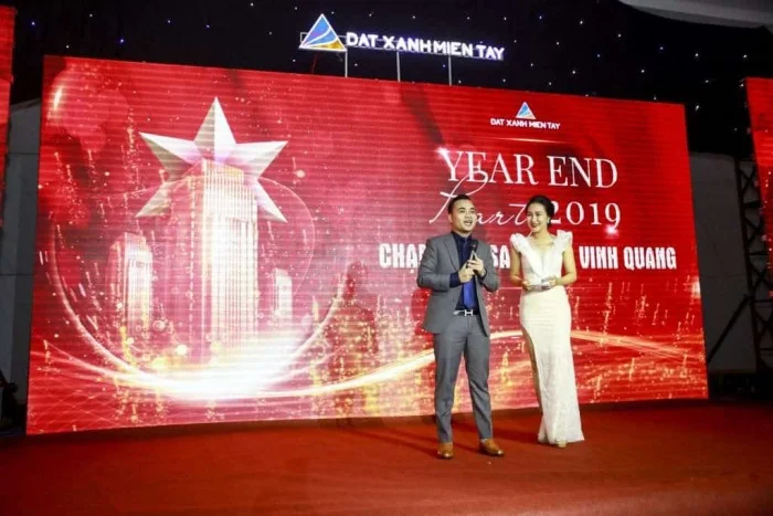 Trọn bộ 50+ mẫu backdrop year end party ấn tượng nhất dịp cuối năm