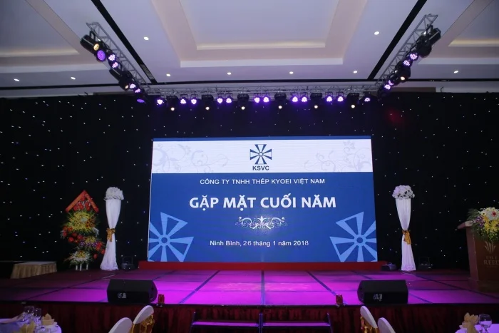 Trọn bộ 50+ mẫu backdrop year end party ấn tượng nhất dịp cuối năm