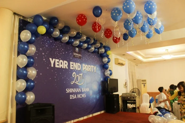 Trọn bộ 50+ mẫu backdrop year end party ấn tượng nhất dịp cuối năm