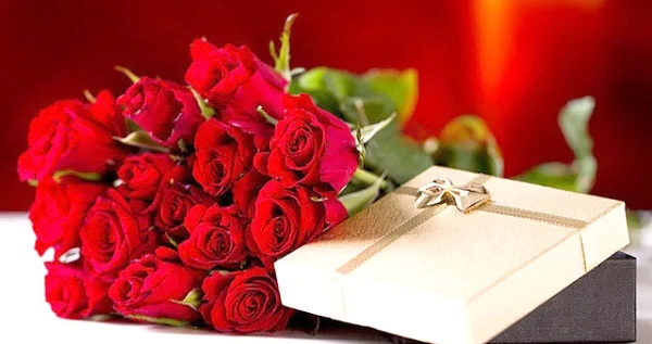 Gợi ý 4 ý tưởng trang trí 8/3 tại công ty đẹp, sáng tạo và ấn tượng nhất