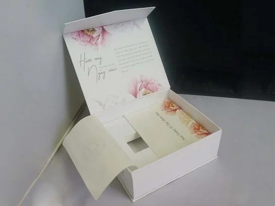 Địa chỉ in hộp đựng mỹ phẩm cao cấp, chất lượng theo yêu cầu 
