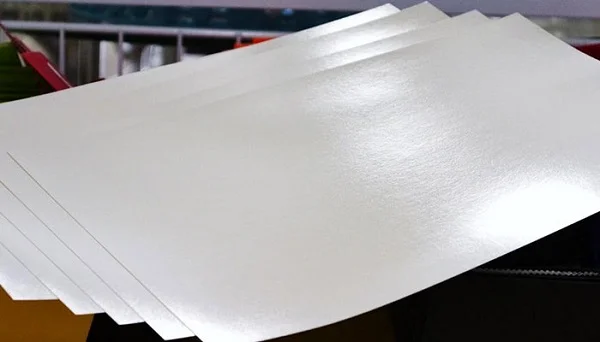 Giấy Crystal là gì? Một số điều cần biết về giấy Crystal