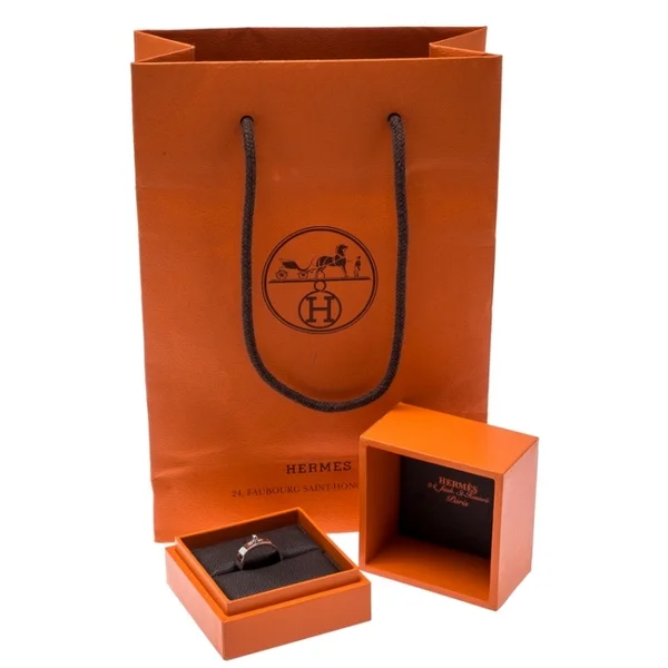 Tổng hợp những mẫu hộp giấy đựng nhẫn sẽ đốn tim bạn ngay từ cái nhìn đầu tiên