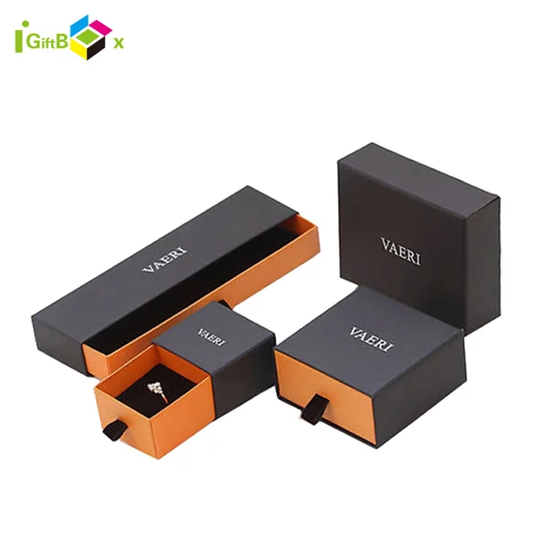 Tổng hợp những mẫu hộp giấy đựng nhẫn sẽ đốn tim bạn ngay từ cái nhìn đầu tiên