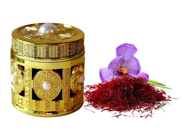 Tổng hợp những mẫu hộp saffron (nhuỵ hoa nghệ tây) đẹp, tinh tế và sang trọng nhất